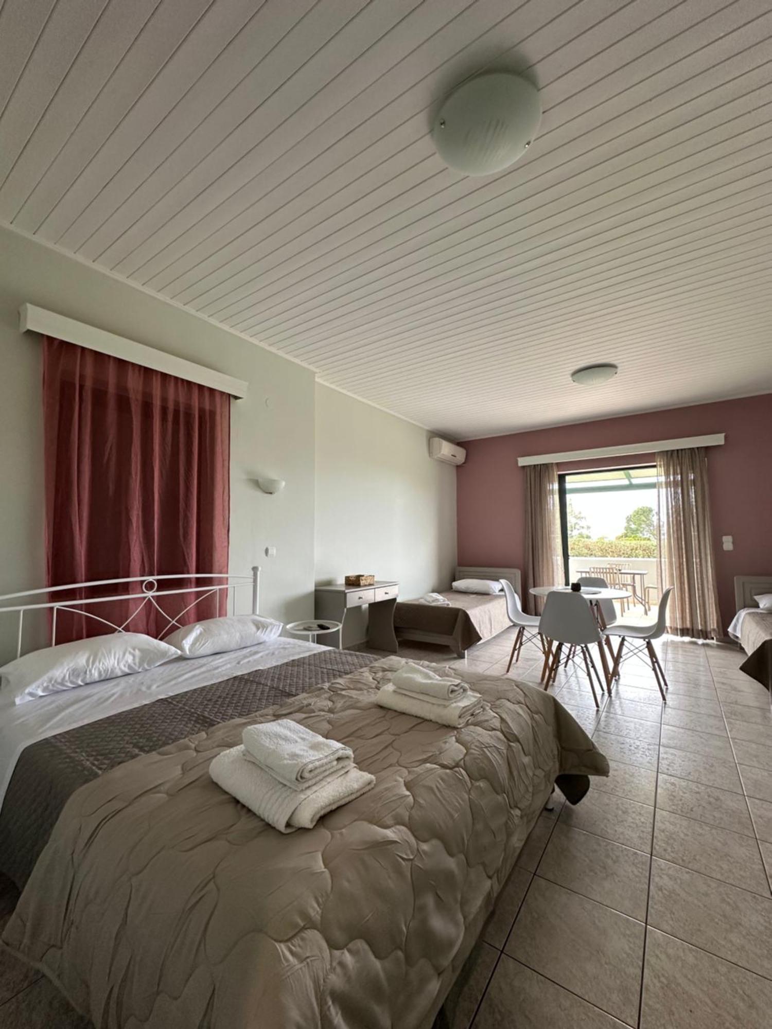 Odysseas Rooms Kalo Nero Экстерьер фото