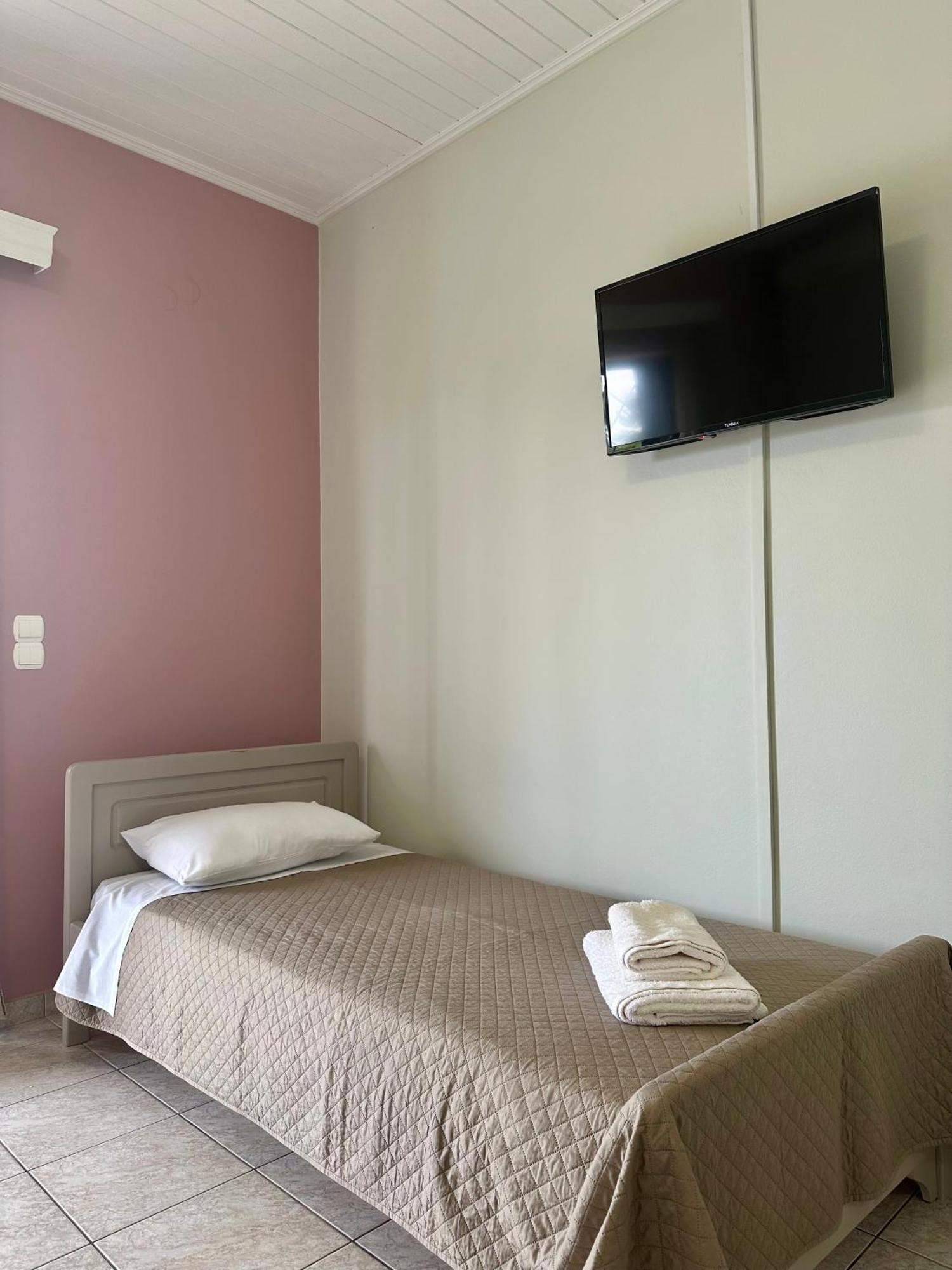 Odysseas Rooms Kalo Nero Экстерьер фото